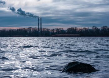 Parlamento y Consejo alcanzan un acuerdo para reducción de emisiones industriales