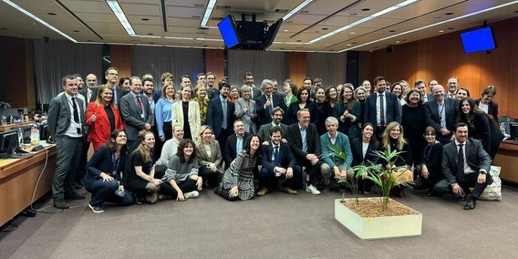 Ley sobre inteligencia artificial: el Consejo y el Parlamento llegan a un acuerdo sobre las primeras normas para la IA en el mundo