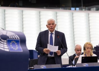 La UE aprueba un nuevo paquete de sanciones que incluye finalmente los diamantes