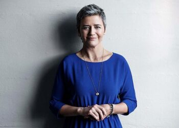 Vestager vuelve a su puesto de vicepresidenta ejecutiva y Comisaria de Competencia
