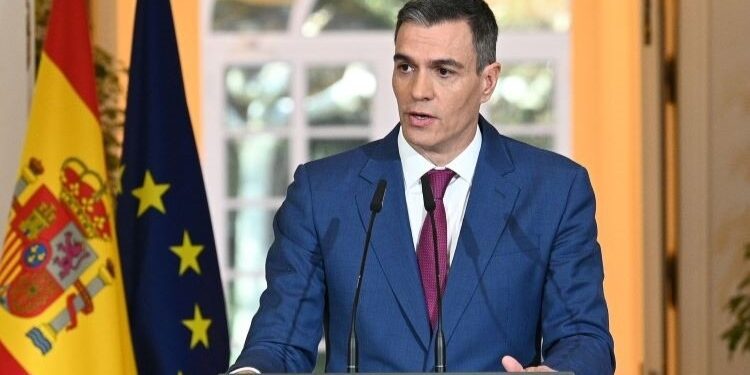 Sánchez asegura que España está “abierta” a una misión en el Mar Rojo, pero “no en el marco de Atalanta”