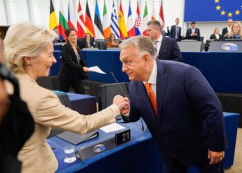ORBÁN DA LA NOTA EN EL PARLAMENTO EUROPEO