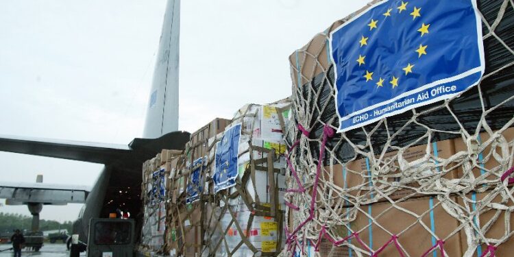 La UE lanza la operación Puente Aéreo Humanitario para el Líbano y moviliza más ayuda de los Estados miembros