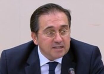 Albares anuncia en el Congreso que González Urrutia ha solicitado esta semana asilo político en España