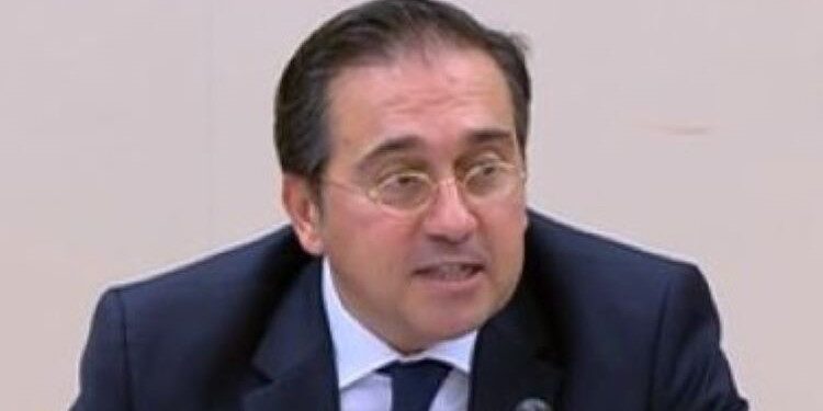 Albares anuncia en el Congreso que González Urrutia ha solicitado esta semana asilo político en España