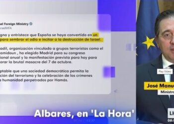 Albares responde que está “fuera de todo lugar” acusar a España de “incitar a la destrucción de Israel”