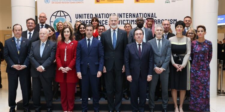 El Rey recuerda, en la Conferencia de Víctimas del Terrorismo, el atentado de Hamás que “desató el horror” en Oriente Medio”