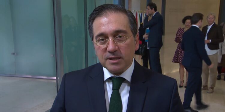 Albares: “Exijo un alto en fuego en Gaza y el Líbano para liberar rehenes e introducir ayuda humanitaria”
