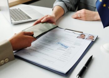 Las solicitudes de asilo en la UE se redujeron un 7,5% en julio