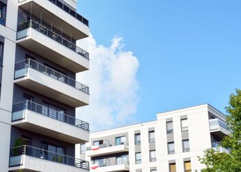 ¿PUEDE LA UE RESOLVER EL PROBLEMA DE LA VIVIENDA EN EUROPA?