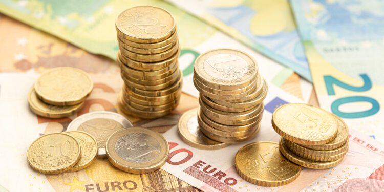 El déficit público de la zona del euro se sitúa en el 3,6% y el de la UE en el 3,5% del PIB