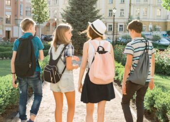 La Comisión proporcionará a los jóvenes 35.500 tarjetas de viaje gratuitas DiscoverEU