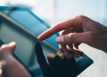 La Comisión invertirá 865 millones de euros en el mecanismo «Conectar Europa» para reforzar las redes digitales