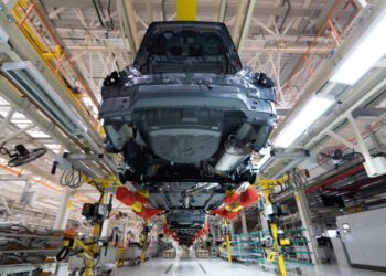 Los precios de producción industrial suben un 0,6% en la zona del euro y un 0,4% en la UE