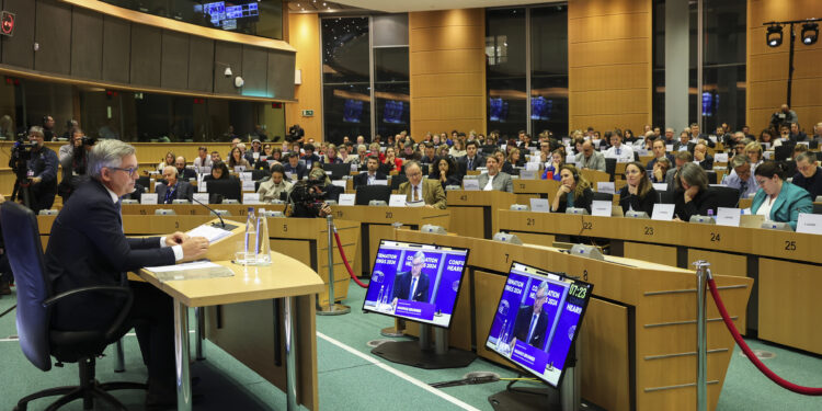 Hearings: Brunner, comisario designado de Asuntos Internos y Migración, no descarta la creación de «centros de retorno»