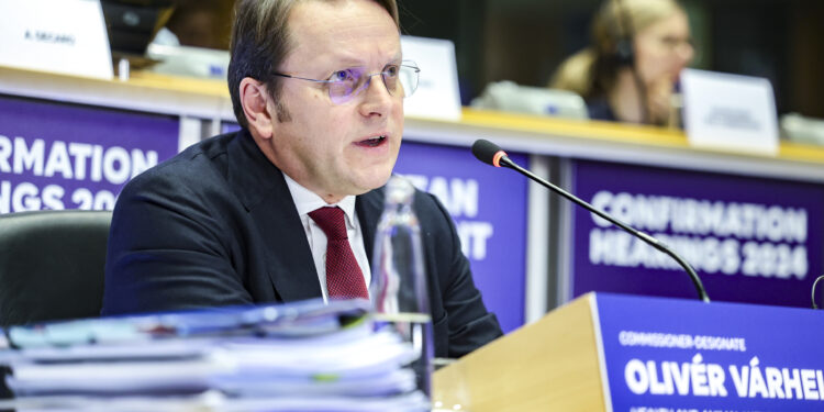 Hearings: Várhelyi, comisario designado para la Salud y el Bienestar Animal, promete que trabajará para mejorar la salud de los ciudadanos, pero esquiva el debate sobre el aborto