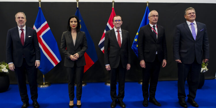 El Consejo del Espacio Económico Europeo destaca la cooperación económica y condena la agresión rusa en su 59.ª reunión en Bruselas