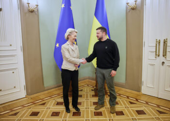 Bruselas denuncia una nueva escalada de Putin tras el uso de un misil intercontinental contra Ucrania