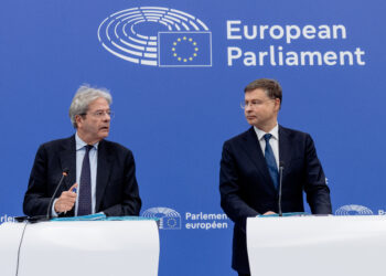 Bruselas presenta el primer paquete de otoño del Semestre Europeo bajo el nuevo marco de gobernanza económica