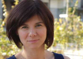 Beatriz Navarro se convierte en la nueva portavoz adjunta del nuevo presidente del Consejo, António Costa