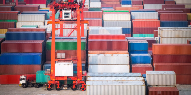 Superávit en el comercio internacional de bienes de la zona del euro: 12.500 millones de euros