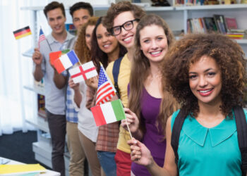 España fue el país que más estudiantes del extranjero recibió en 2022