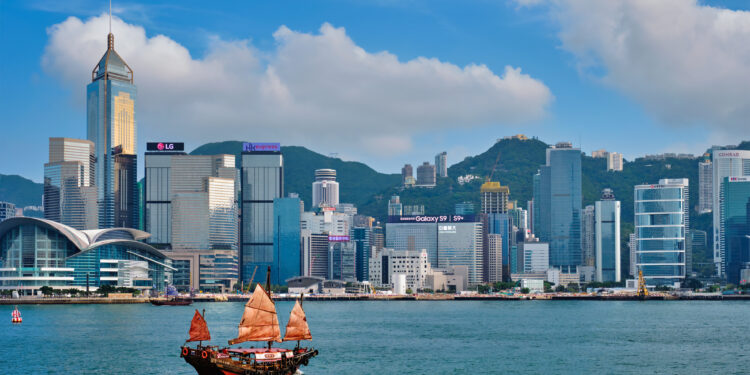 El Parlamento condena violaciones de los derechos humanos en Hong Kong, Irán y Camboya