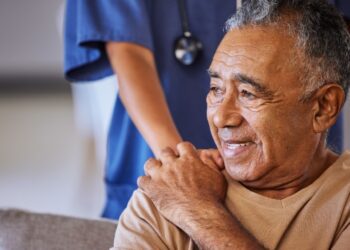 El 28% de los ciudadanos de más de 65 años no pertenecientes a la UE presentó problemas de salud