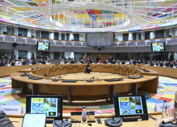 La UE avanza en la lucha contra los microplásticos con un reglamento pionero para reducir la pérdida de pellets