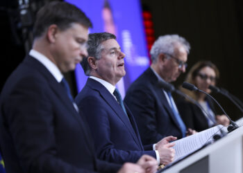 El Eurogrupo avanza en la consolidación fiscal, las reformas estructurales y refuerza la cooperación económica con el Reino Unido