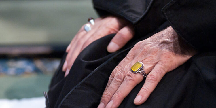 IRÁN REBAJA SU TONO Y EXPECTATIVAS ¿ES POSIBLE LA ESTABILIDAD ENTRE OCCIDENTE Y EL GOLFO PÉRSICO?