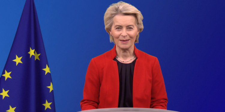 Von der Leyen incide en la necesidad de apoyar la competitividad y sostenibilidad en el sector agrario