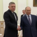 EL eslovaco Robert Fico visita por sorpresa a Putín