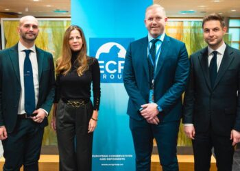 Nora Junco y Diego Solier de «Se Acabó la Fiesta», se unen al Grupo de los Conservadores y Reformistas del Parlamento sin Alvise Pérez