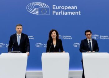 La Comisión aborda los retos socioeconómicos en el paquete de otoño del Semestre Europeo 2025