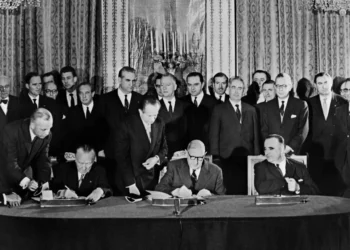 ALERTA EN LA UE: EL EJE FRANCO-ALEMÁN SE RESQUEBRAJA