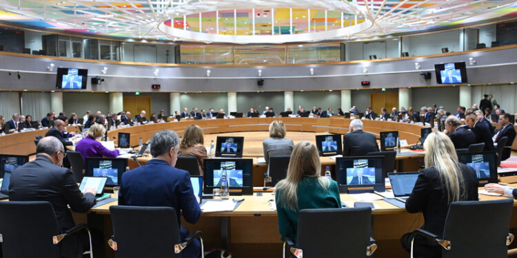 El Consejo intensifica su normativa contra el terrorismo y el extremismo violento