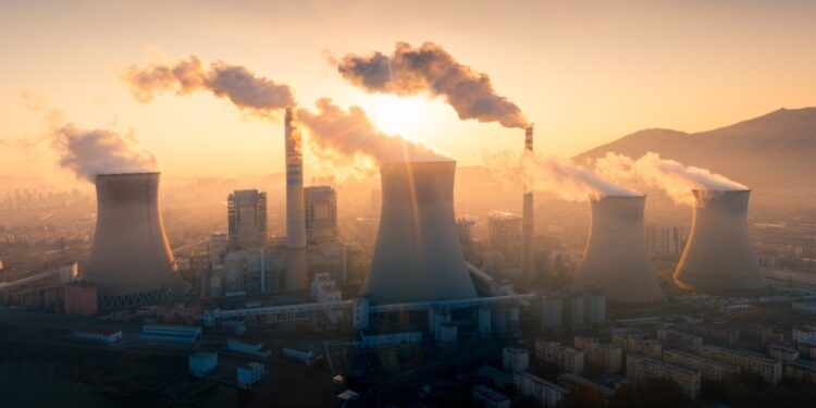 La UE representó el 9% del total mundial en emisiones de gases de efecto invernadero en 2022