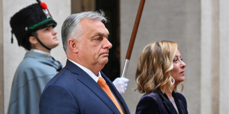 Meloni y Orbán refuerzan su cooperación para hacer frente a la migración irregular