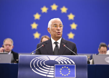 Costa llama a la unidad y al refuerzo de la defensa en su primer discurso ante el Parlamento Europeo