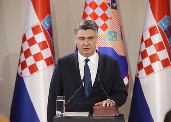 El euroescéptico Milanović es reelegido presidente de Croacia con amplio respaldo electoral