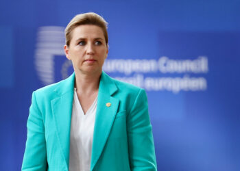 Dinamarca confirma que Trump mantiene sus amenazas sobre Groenlandia y califica la situación de «grave»