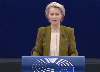 Von der Leyen incide en la prioridad de fomentar la descarbonización y la competitividad en la UE