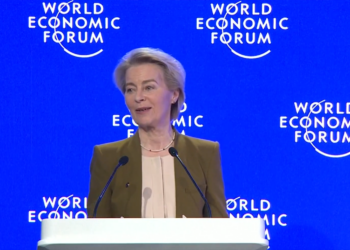 Von der Leyen aboga por impulsar las energías renovables en África