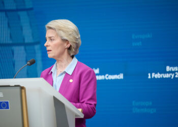 La Comisión Europea no informó sobre la hospitalización de Ursula von der Leyen por neumonía