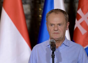 Tusk asegura que Rusia planeó ataques terroristas contra aerolíneas de todo el mundo