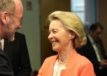 Von der Leyen reaparece recuperada en la reunión del Partido Popular Europeo en Berlín