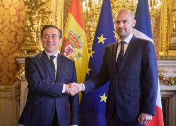 Albares advierte a su homólogo francés de que, si no hay acuerdo con la UE, Mercosur buscará “otros socios con otras agendas”