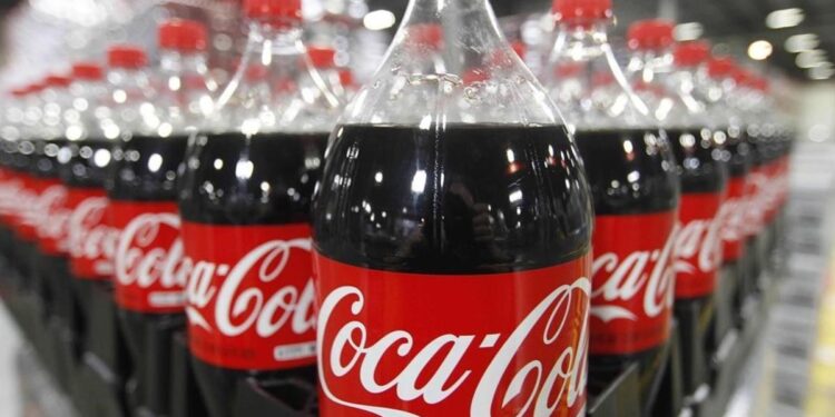 Coca-Cola ordena la retirada masiva de productos en Europa por presentar contenido excesivo de clorato