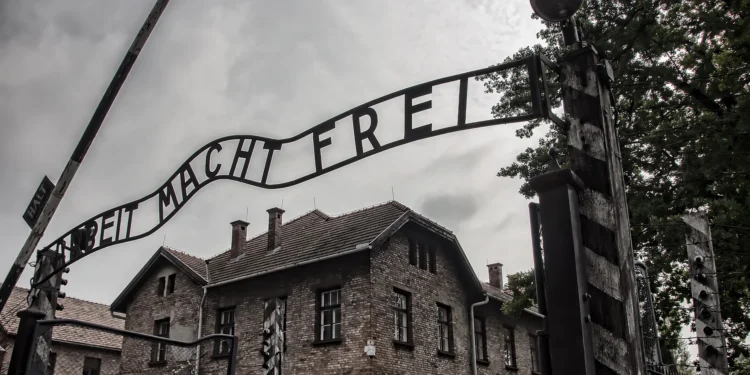 El Parlamento conmemorará el 29 de enero el 80 aniversario de la liberación de Auschwitz